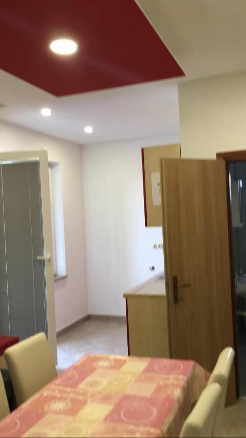 Miro Apartmani Ražanac Exteriér fotografie