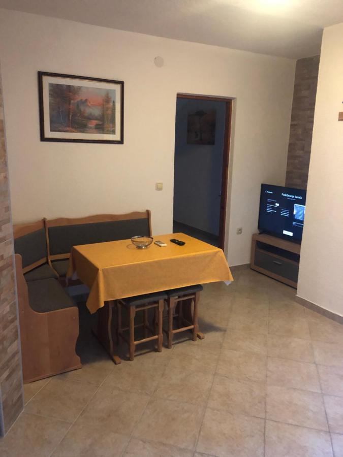 Miro Apartmani Ražanac Exteriér fotografie