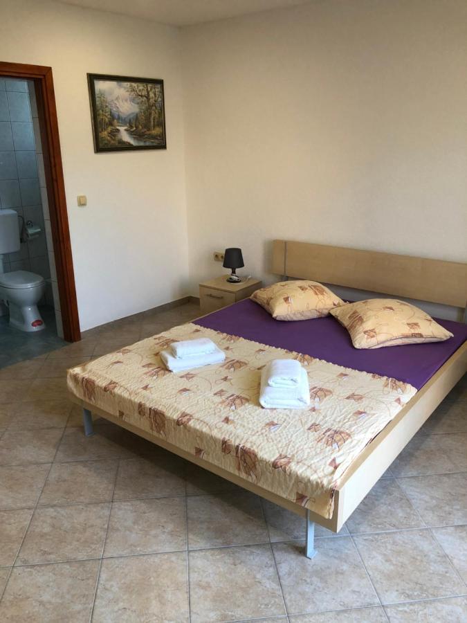 Miro Apartmani Ražanac Exteriér fotografie