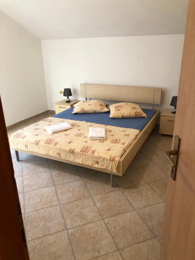 Miro Apartmani Ražanac Exteriér fotografie