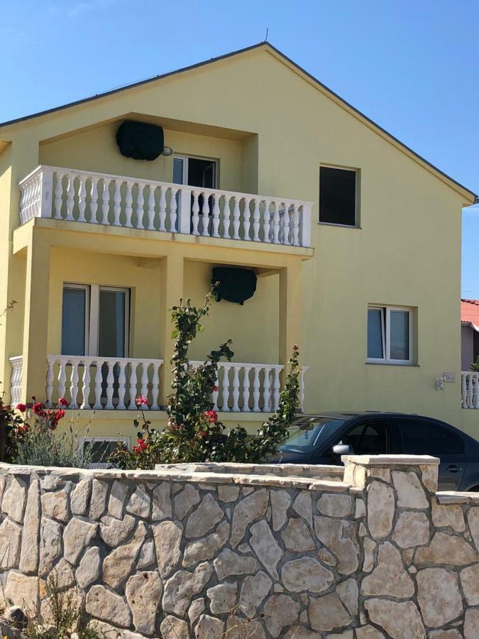 Miro Apartmani Ražanac Exteriér fotografie